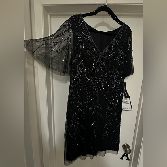 Women's Beaded V Neck Short Dress - Picture 5 of 7